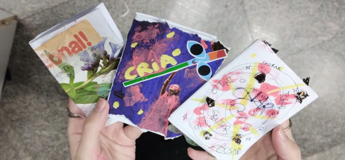 A oficina de fanzines propõe a criação de publicações independentes usando técnicas variadas - Crédito: Divulgação