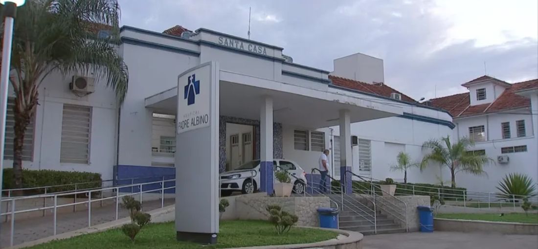 Hospital Padre Albino recebe caminhoneiro em estado grave — Foto: Reprodução/TV TEM 