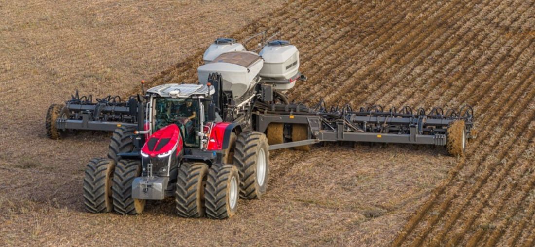 Trator MF 9S e nova plantadeira Momentum: eficiência, qualidade agronômica e ganho de produtividade