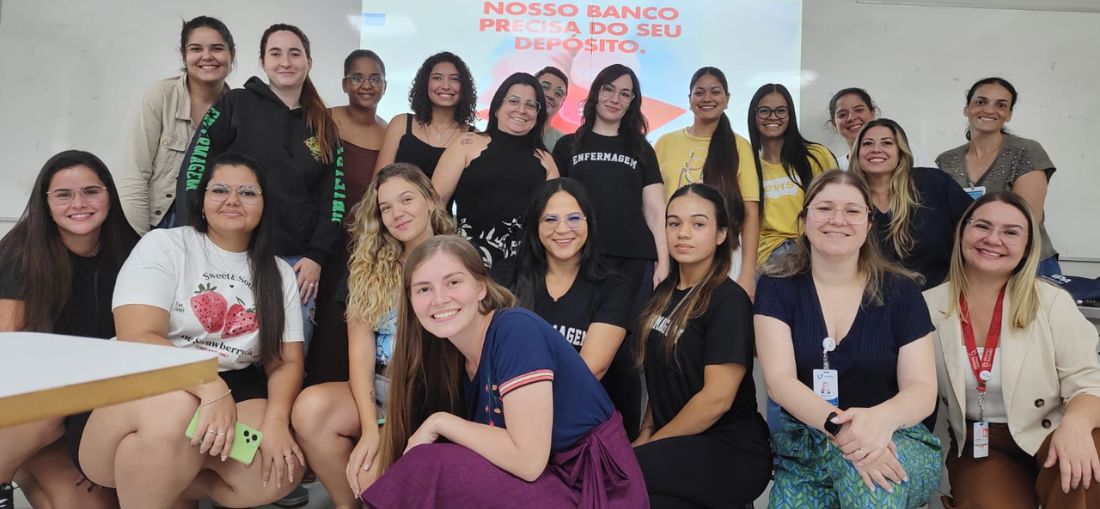 Alunos do curso de enfermagem da UNIFIPA participam de palestra sobre práticas transfusionais