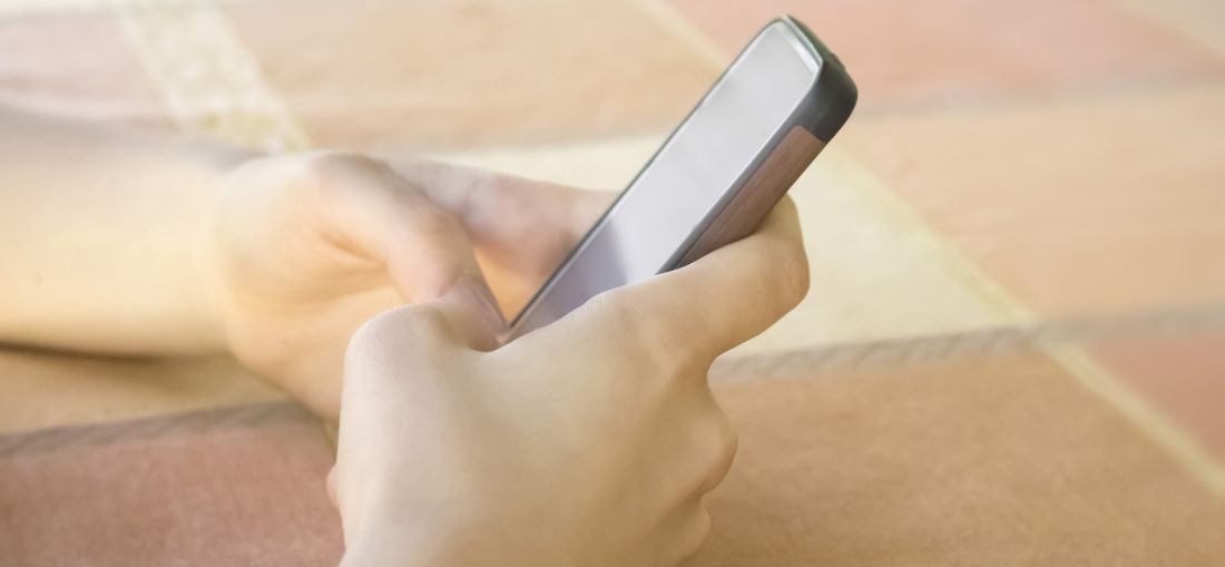 Restrição de redes sociais para menores avança no mundo e pressiona Brasil por regras mais rígidas